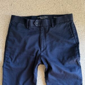 Banana Republic Slim Traveler Malibu Blue Chinos 31 x 30